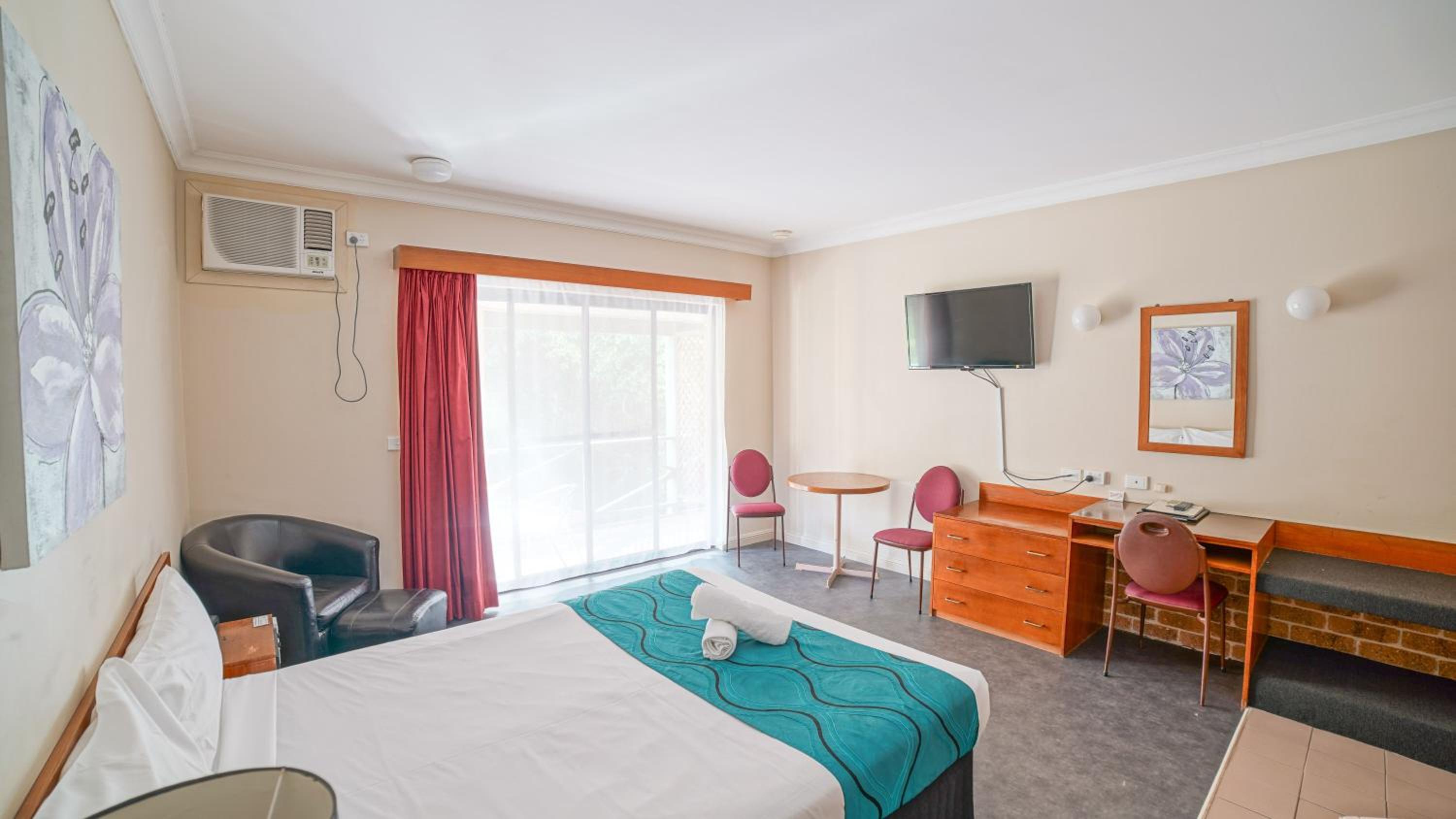 country 2 coast coffs harbour motor inn