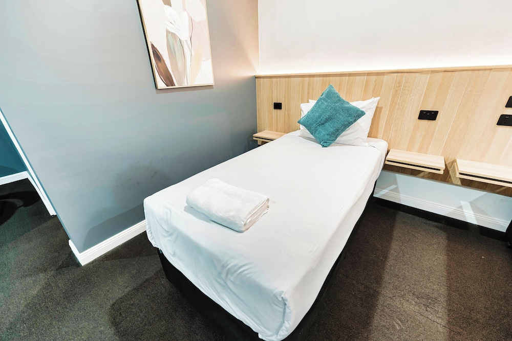 country 2 coast coffs harbour motor inn
