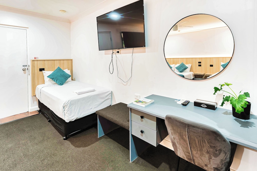 country 2 coast coffs harbour motor inn