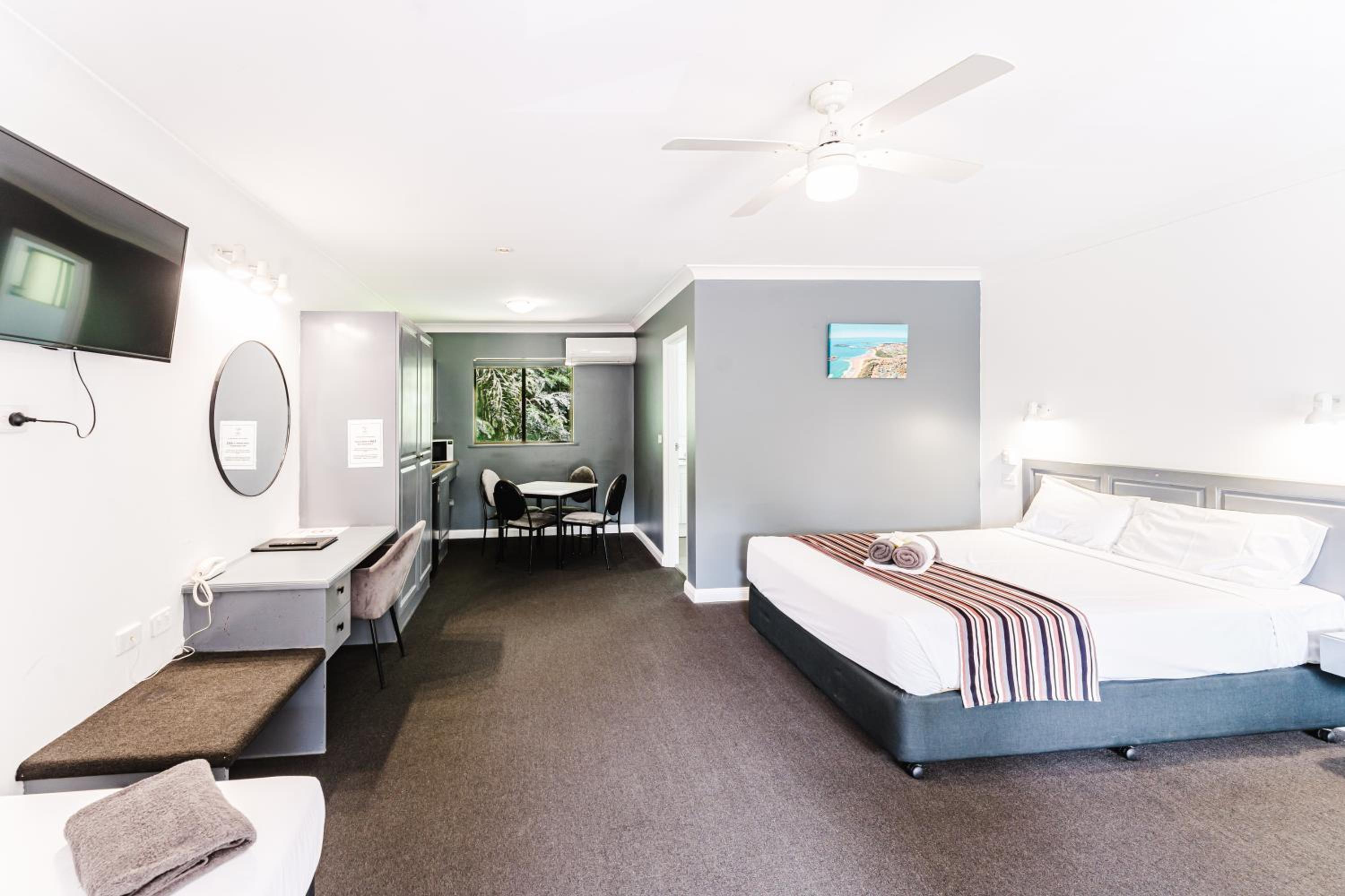 country 2 coast coffs harbour motor inn