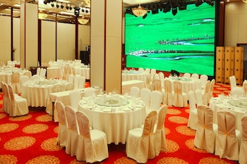 inner mongolia grand hotel wangfujing