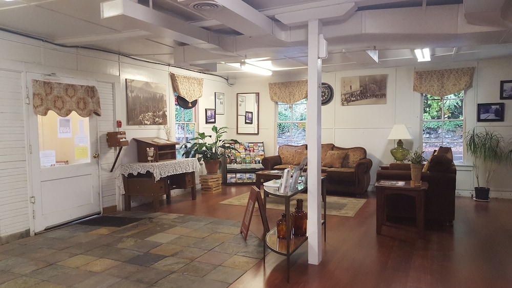 carson hot springs resort