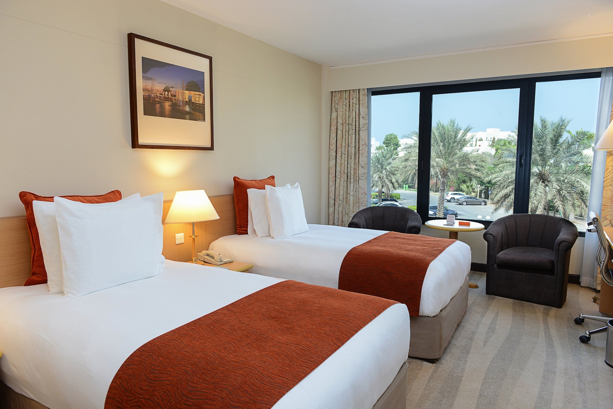 crowne plaza muscat an ihg hotel