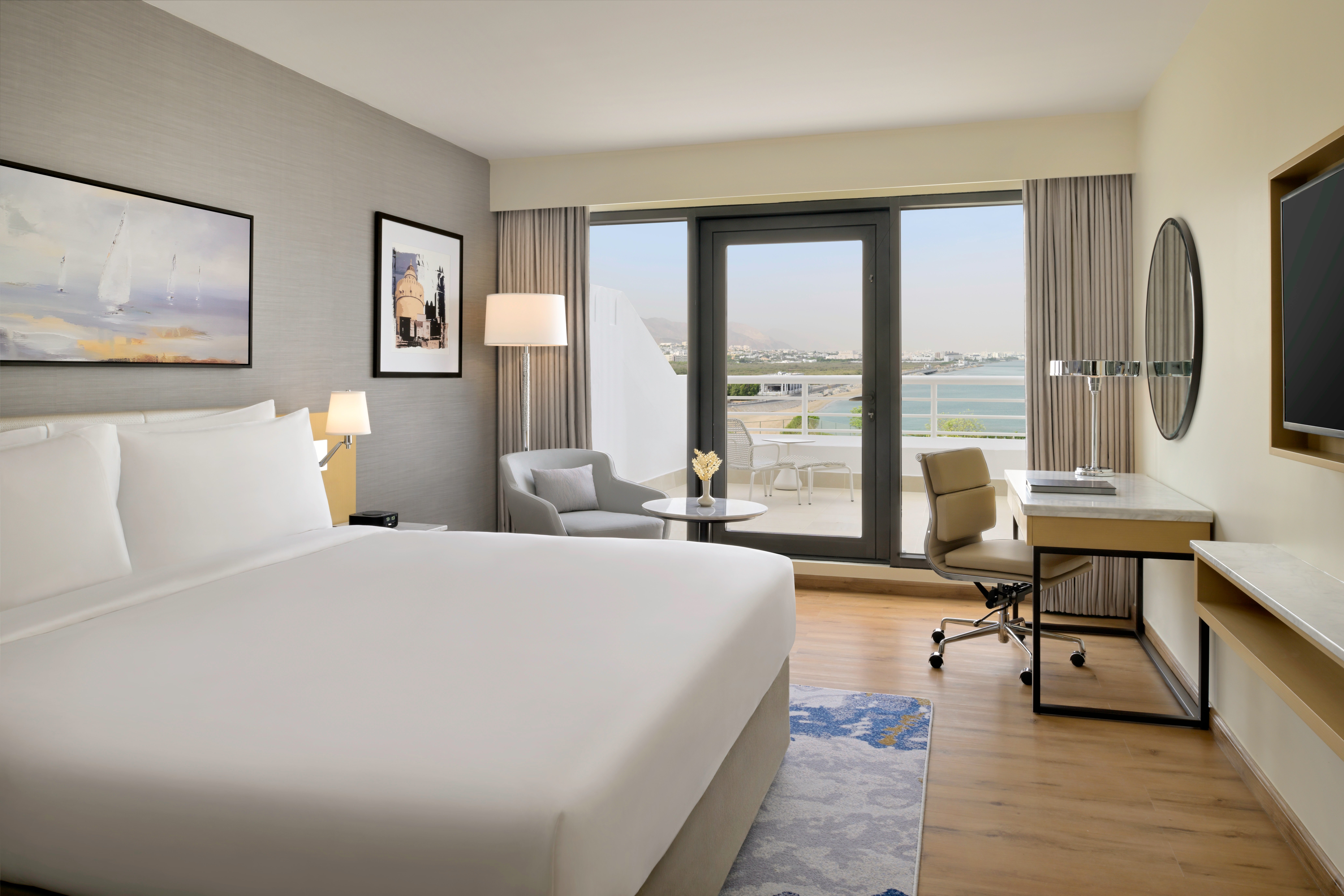 crowne plaza muscat an ihg hotel