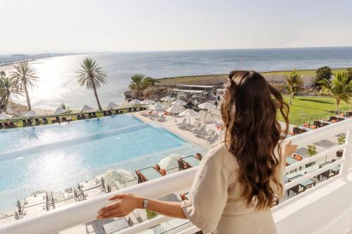 crowne plaza muscat an ihg hotel