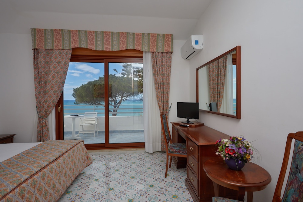hotel la castellana