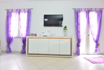 izzhome regina margherita
