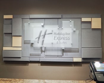holiday inn express and suites blacksburg university area