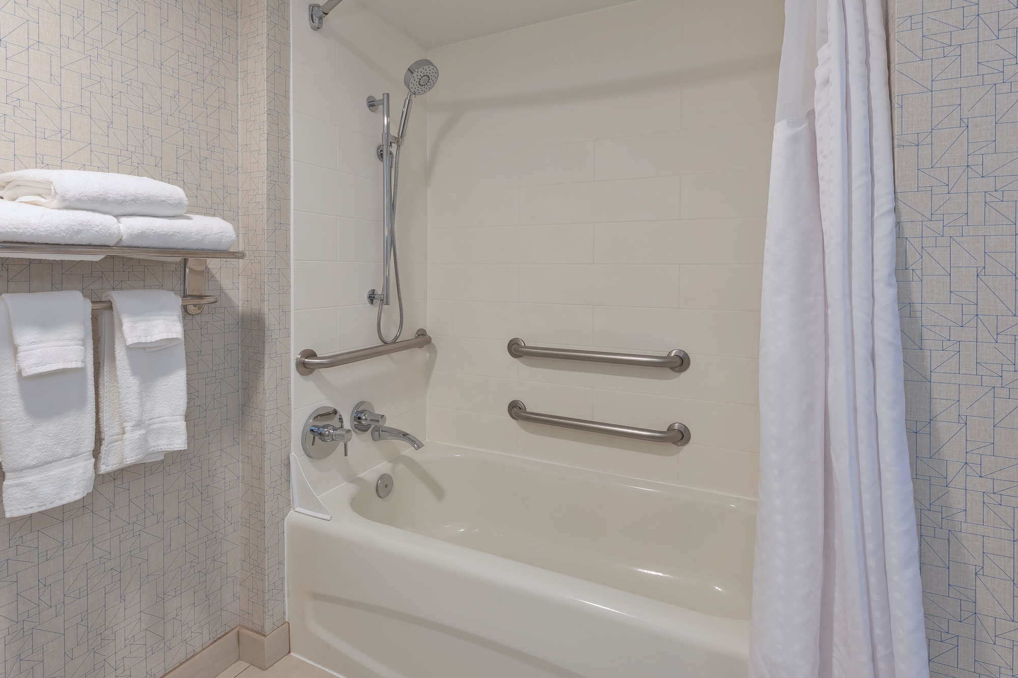 holiday inn express and suites blacksburg university area