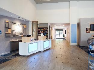holiday inn express and suites blacksburg university area