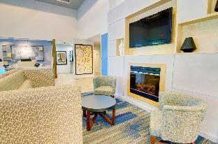 holiday inn express and suites blacksburg university area