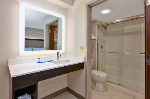 holiday inn express and suites blacksburg university area
