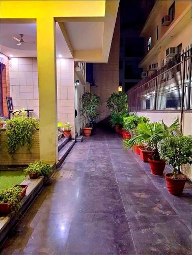 when in gurgaon service apartments near medanta medicity