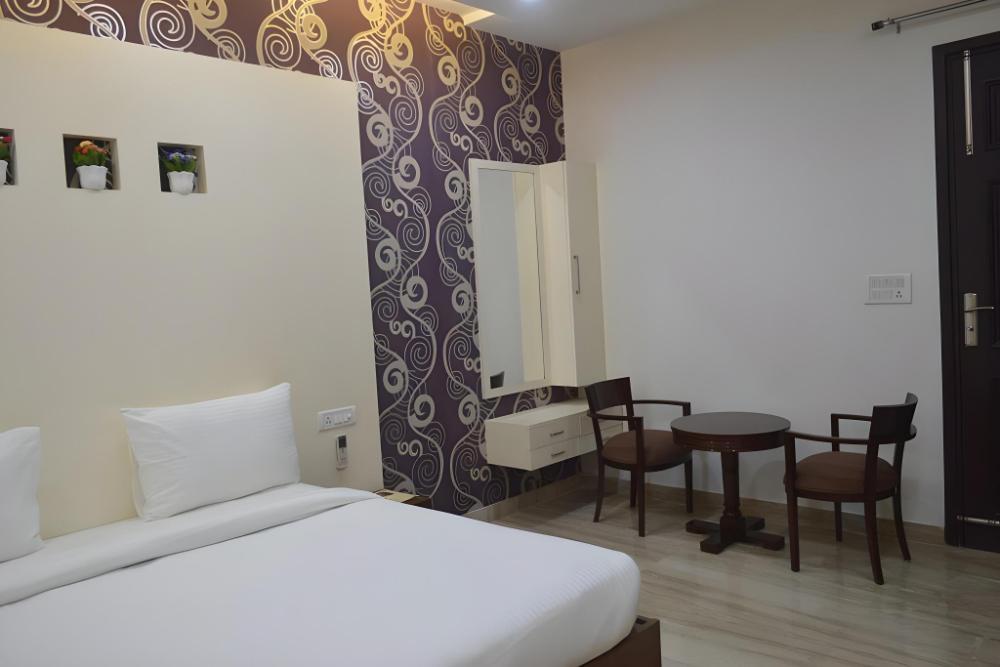 when in gurgaon service apartments near medanta medicity