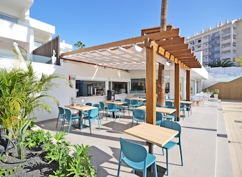 ohasis boutique suites