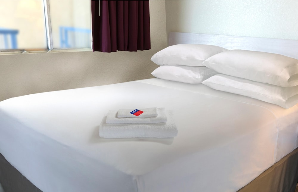 sunset inn and suites