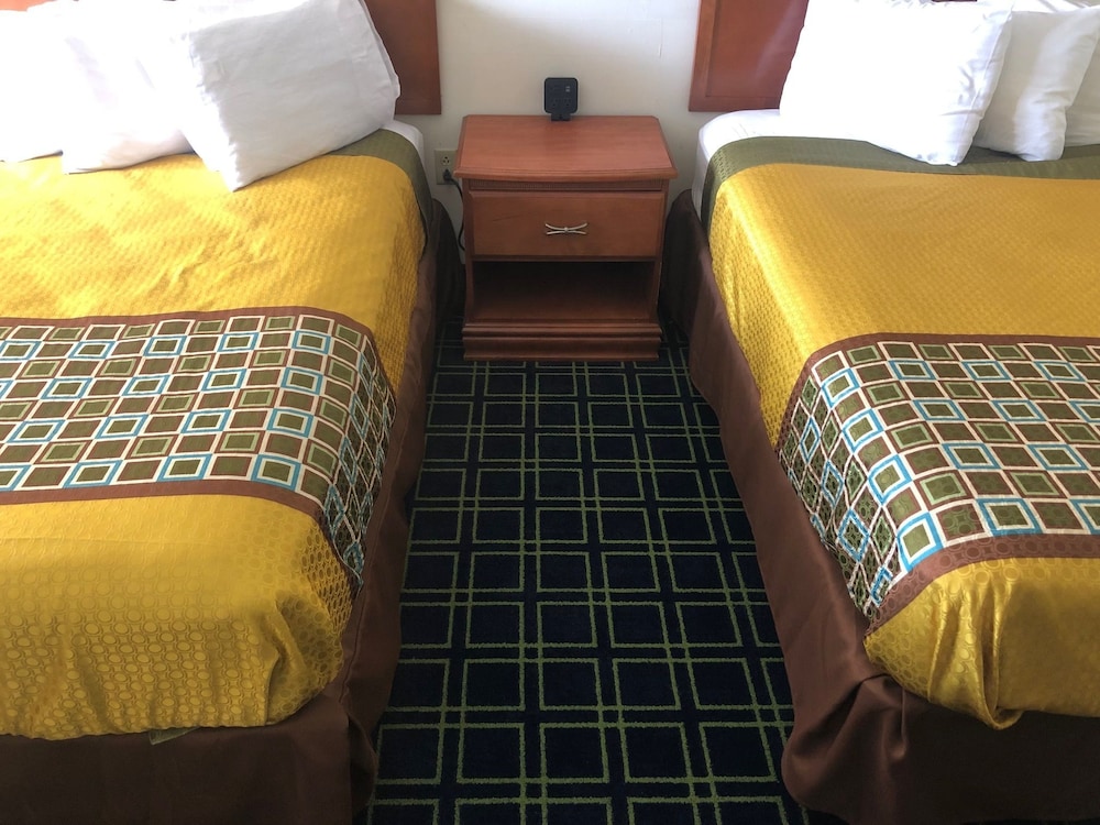 sunset inn and suites