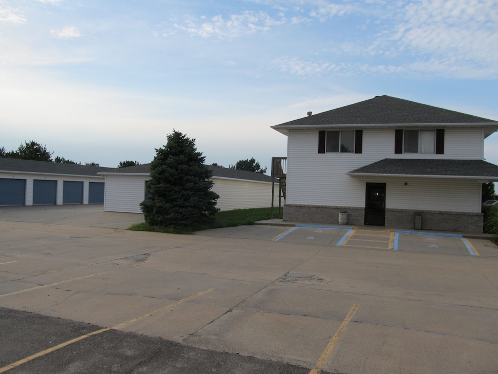 sunset inn and suites