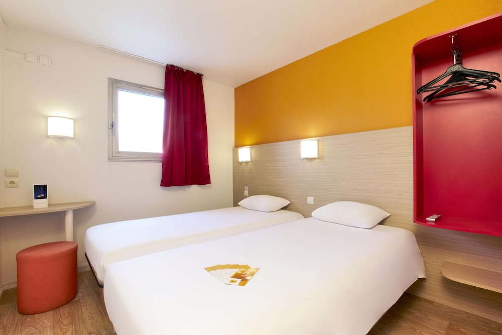 premiere classe bordeaux nord lac