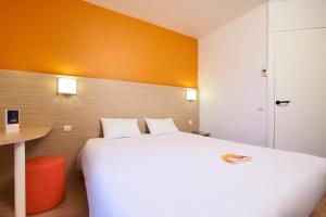 premiere classe bordeaux nord lac