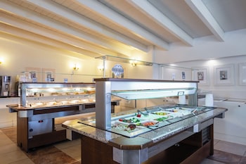 koni village hotel