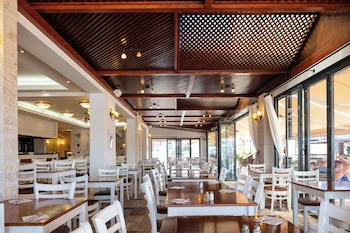 koni village hotel