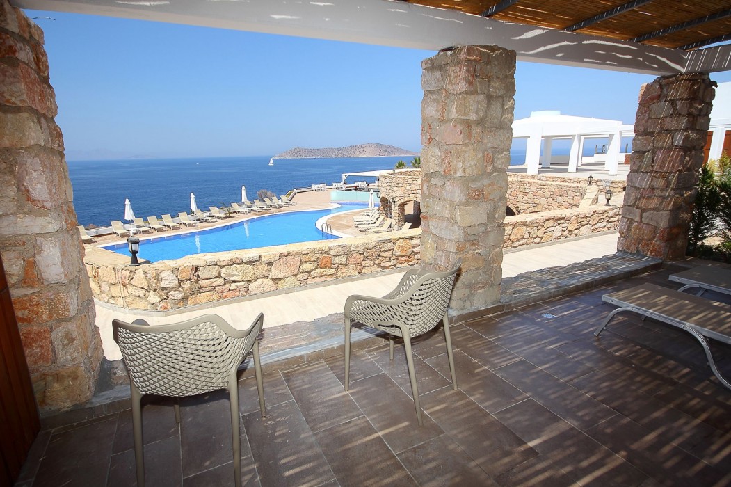 vega aparts