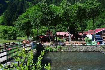 akyuz kardesler hotel and bungalow