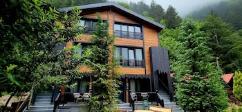 akyuz kardesler hotel and bungalow