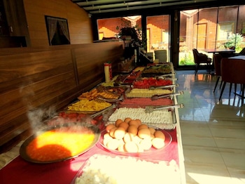 akyuz kardesler hotel and bungalow