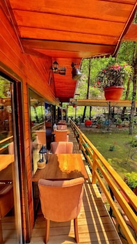 akyuz kardesler hotel and bungalow
