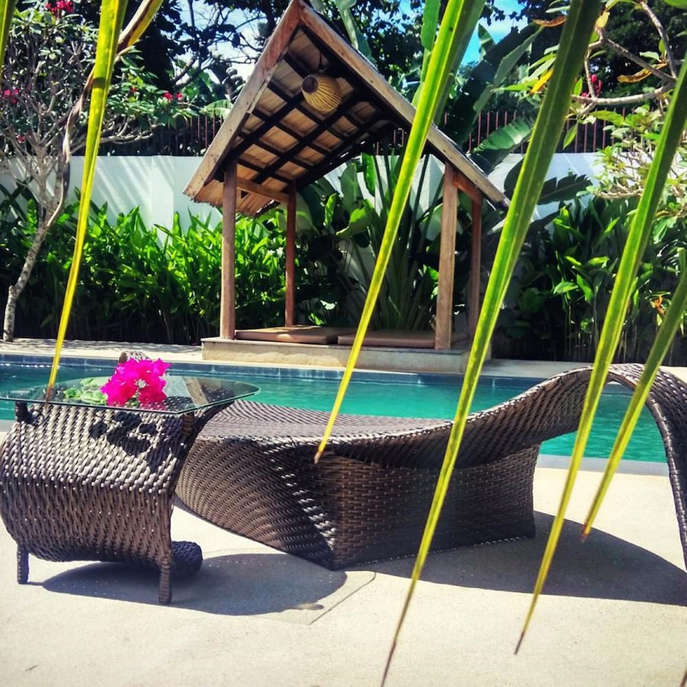 villa kalachuchi bandb