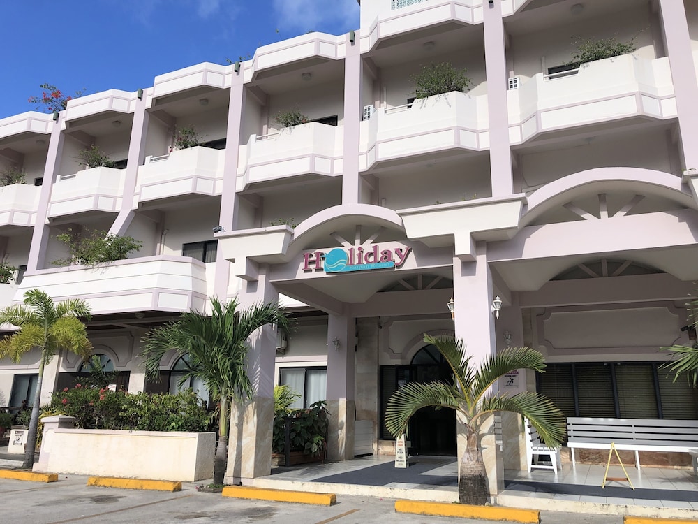 holiday saipan hotel