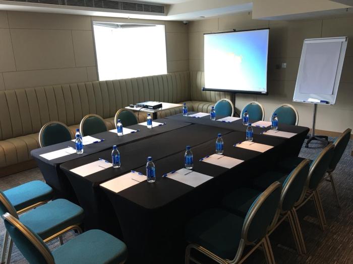 holiday inn express hong kong mongkok by ihg