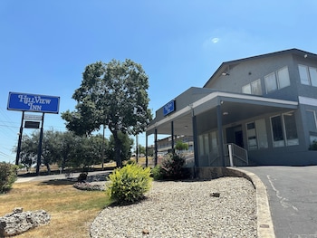 hillview inn