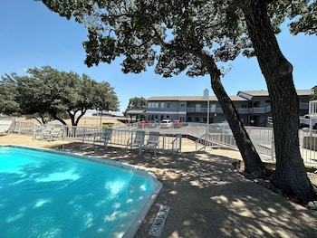 hillview inn