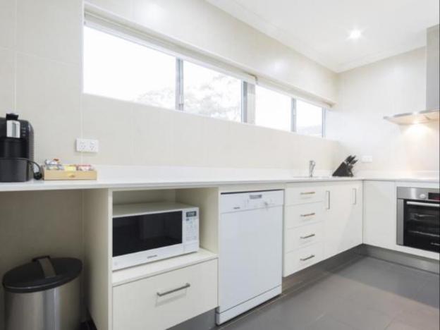 forrest hotel and apartments