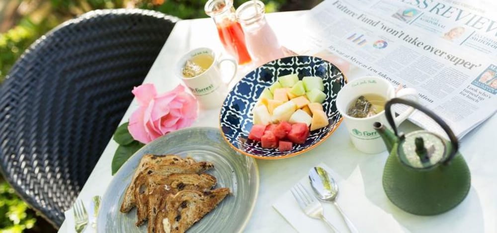 forrest hotel and apartments