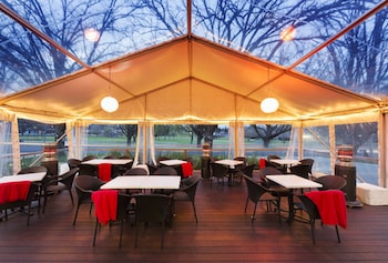 forrest hotel and apartments