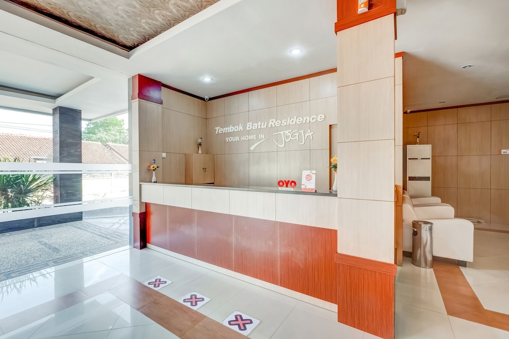 tembok batu residence
