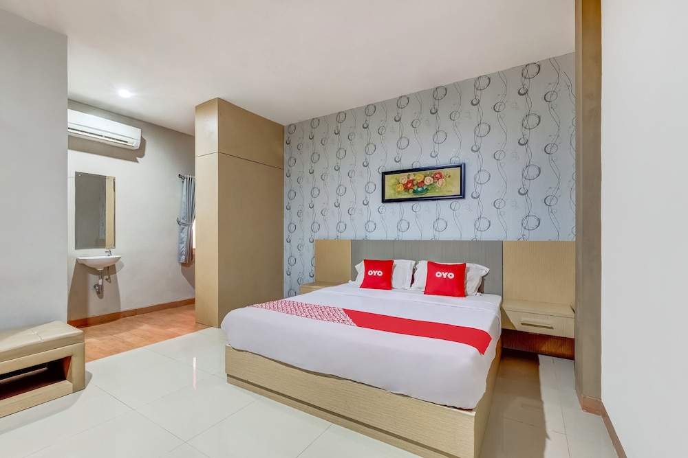 tembok batu residence