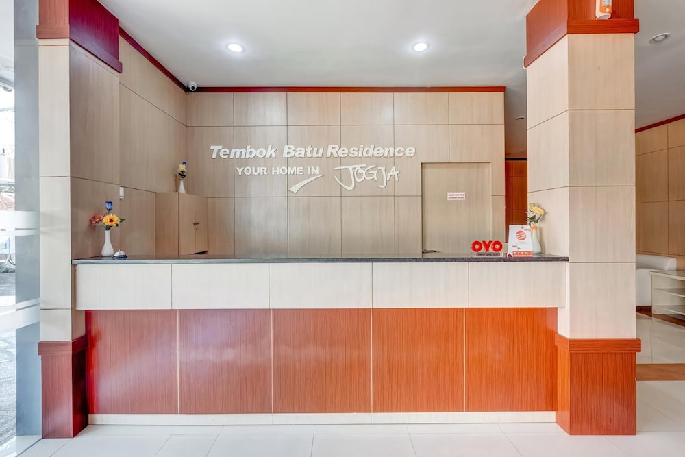 tembok batu residence
