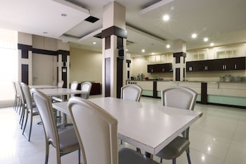 tembok batu residence