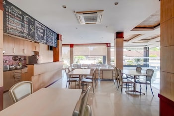 tembok batu residence