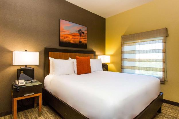 cambria hotel plano frisco