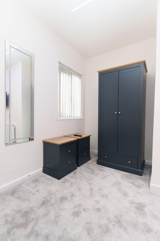 fewston house apartments