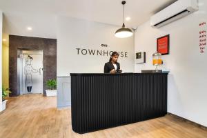 cozy stays near halasuru metro station