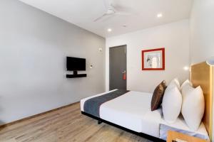 cozy stays near halasuru metro station