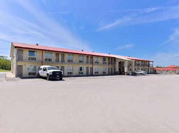 red roof inn buffalo tx