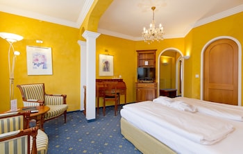 wittelsbacher hof swiss quality hotel